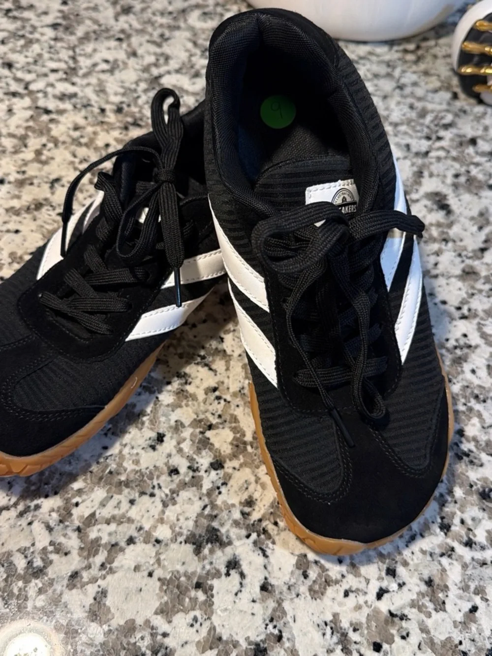 Sneaker woman’s comfort foot
